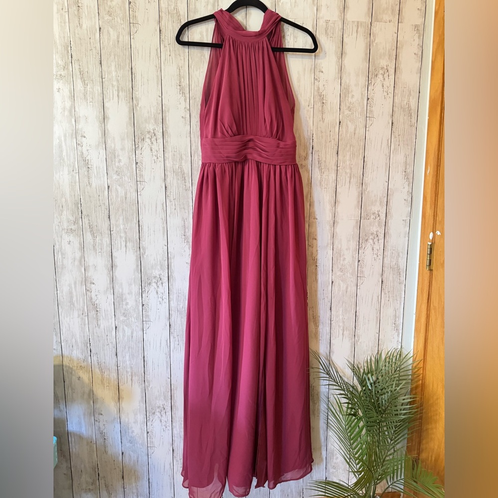 Elegant Pink Halter Maxi Dress